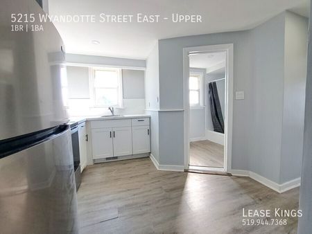 UPDATED UPPER IN RIVERSIDE WITH GARAGE AND ALL INCLUSIVE RENT - Photo 2