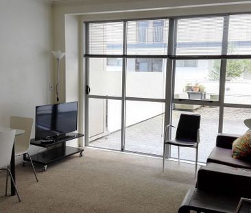 Spacious furnished Apartment with own Courtyard - Photo 1