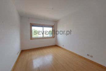 Apartamento T2+1 em Porto