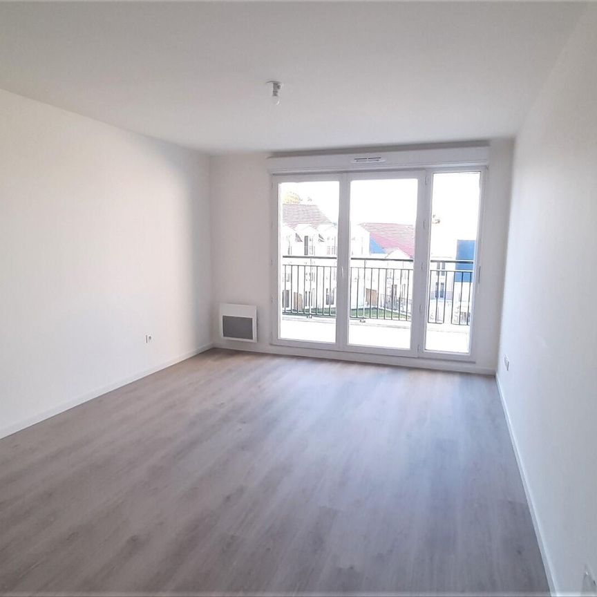 location Appartement T3 DE 62.3m² À CHALIFERT - Photo 1