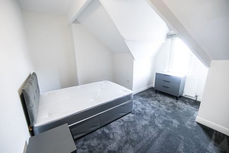 Manor Drive, Hyde Park, Leeds - Photo 5