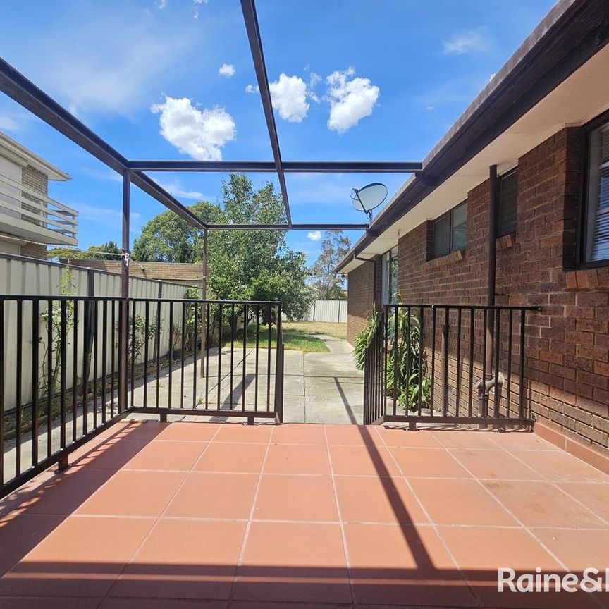 31 Hispano Drive, Keilor Downs, VIC 3038 - Photo 1