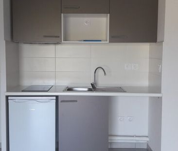 Location Appartement 2 pièces 40m² LAUNAGUET 31140 - Photo 2
