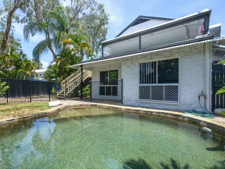 15 Triton Lodge/4 Triton Crescent, Port Douglas QLD - Photo 4