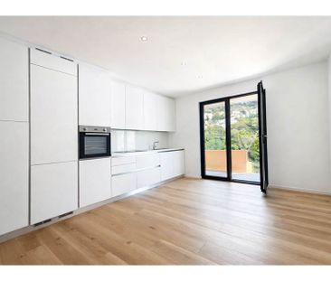 Appartamento 2.5 locali con balcone - Photo 2