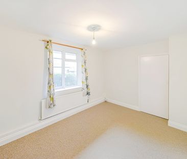 2 bedroom apartment to rent Queens Court, Hatfield Road, St. Albans... - Photo 2