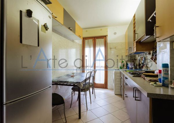 Luminosissimo appartamento con 4 posti letto e cuicna separata