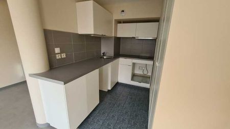 Location Appartement 2 Pièces 43 m² - Photo 2