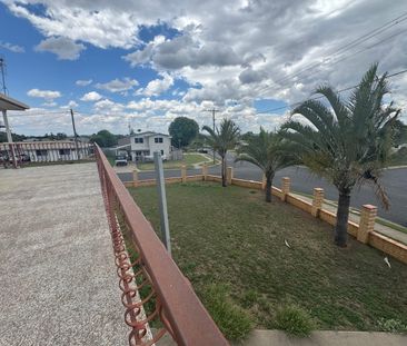 Spacious 3-Bedroom Home with Stunning Views! - Photo 6