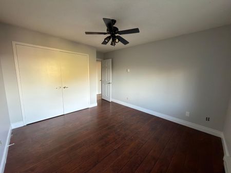 For Lease - 155 Colborne Street Unit# 8, Oshawa, Ontario - Photo 2