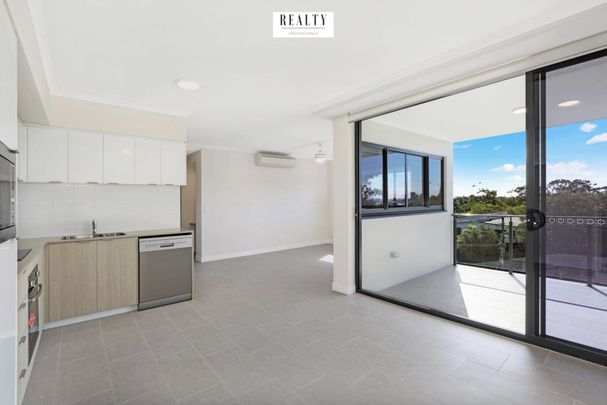 Modern Apartment Offering Comfort, Space & Convenience - Photo 1