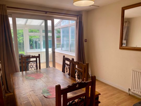 63 Parklands Drive, Chelmsford – CM1 7SP – Top Back Double - Photo 1