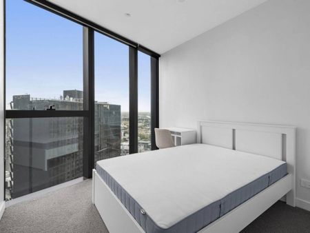 Fully Furnished Great View 2 Bedrooms 1 Bathroom Apartment - Photo 5