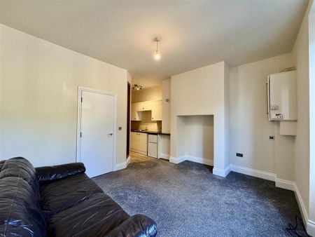 1 bedroom character property to rent - Photo 4