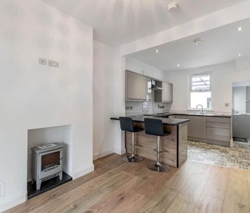 34 Hillsborough Old Road, Lisburn, BT27 5EW - Photo 4