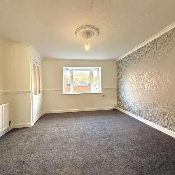 Tredis Close, Monk Bretton, Barnsley, S71 - Photo 1