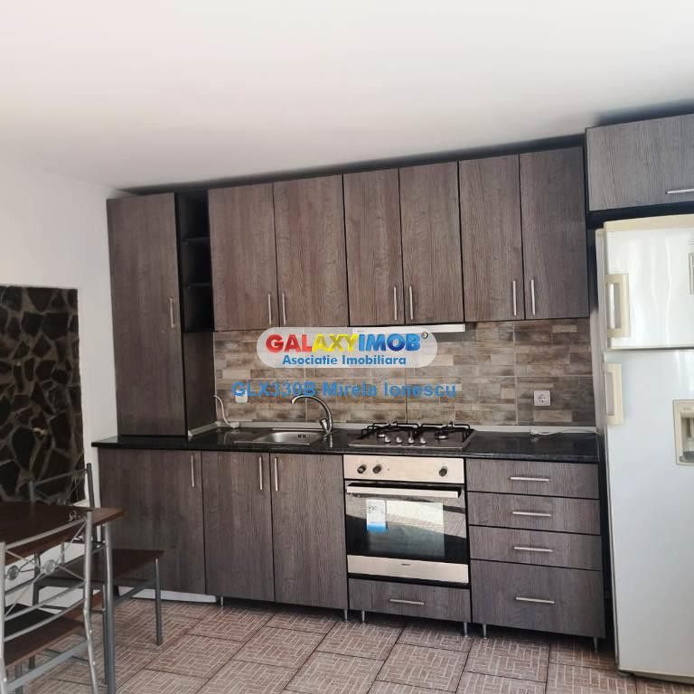 Vila 3 camere Crangasi - Photo 1