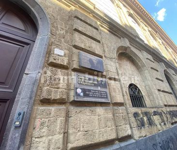 Bilocale via Santa Maria di Costantinopoli, Centro Storico, Napoli - Photo 6