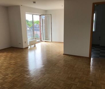 Möbel 'rein und einziehen - hochwertig ausgestattete Wohnung in Kre... - Photo 1