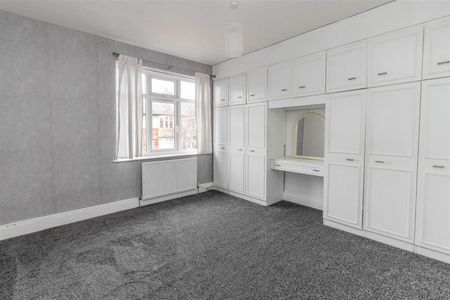 2 Bedroom House - Photo 2