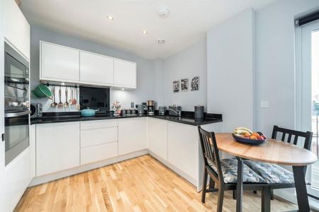 2 bedroom flat to rent - Photo 5