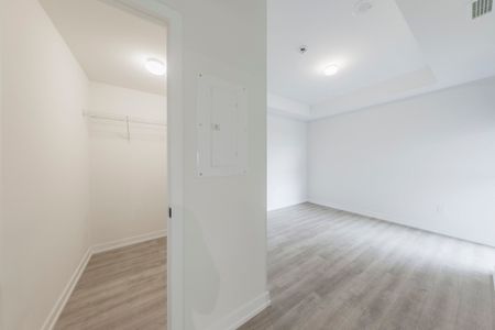 For Lease - 2300 St Clair Avenue Unit# 314, Toronto, Ontario - Photo 3