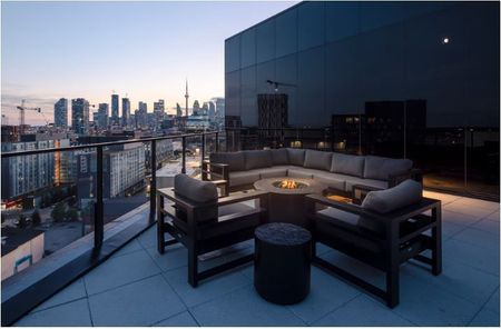 For Lease - 21 Lawren Harris Square Unit# 612, Toronto, Ontario - Photo 2