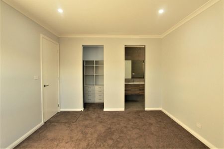 Near New 4 Bedroom Home For Lease! - Photo 4