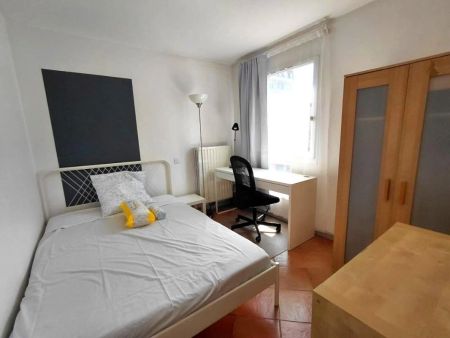 5 pièces 84.77 m² Grande et belle colocation avec 4 chambres, proche de tout ! - Photo 3