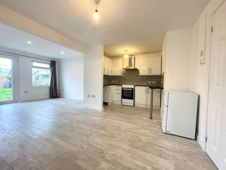 2 bedroom property to rent - Photo 5