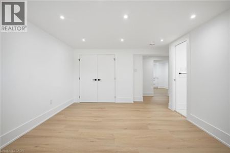 1379 CHRISTINA Court, Burlington, Ontario, L7P2V8 - Photo 3