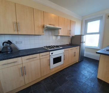 Bury Road, Gosport - Photo 4