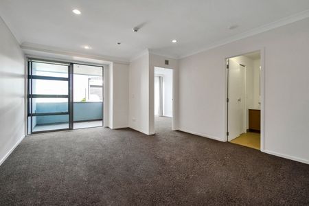 Fabulous Apartment plus Two Carparks - Photo 4