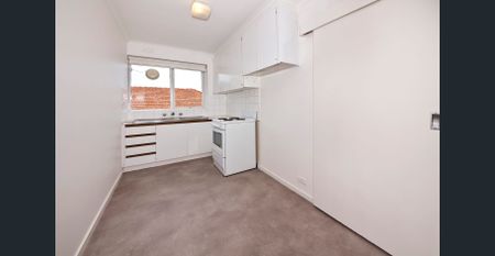 Convenient and Comfortable! - Photo 4