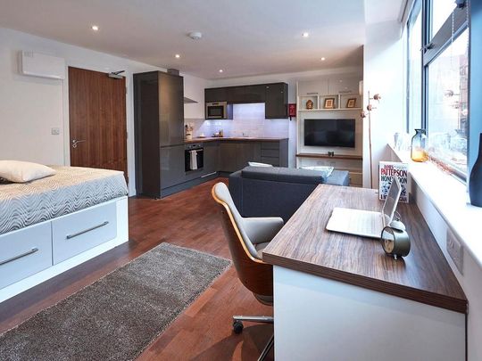 Studio to rent - Photo 1