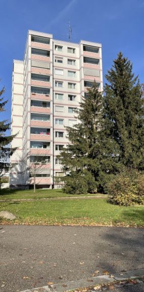 Einziehen & wohlfühlen! 2-Raum Wohnung mit Loggia im 8. Obergeschoss - Verfügbar ab 01.03.2026! ACHTUNG WOHNUNG WIRD IM FEBRUAR 2026 GENERALSANIERT! - Photo 2