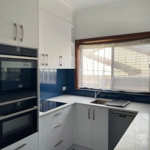 7 First Avenue North Warrawong - Photo 3