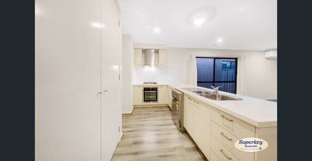 House for Lease !! 5 minutes Walk to Shopping Centre - Photo 5