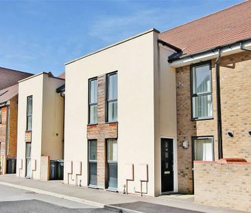 3 bedroom terraced house to rent - Photo 1