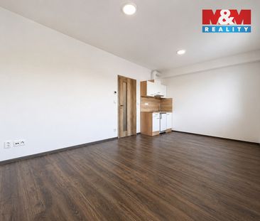 Pronájem bytu 1+kk 27 m² - Photo 1