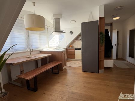 „Zentraler geht’s nicht – helle 2,5-Zimmer-Wohnung in der Blumenstadt“ - Foto 3