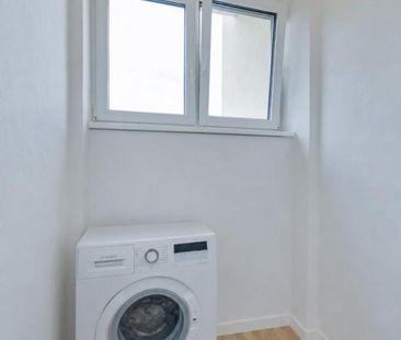 Pronájem bytu 1+1 65 m2 - Fotografie 6