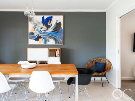 Open the Door to Modern Comfort in South Plympton - Photo 3