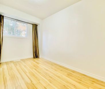 For Lease - 128 Stevenson Road Unit# Main, Oshawa, Ontario - Photo 3