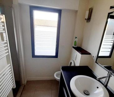 Location Appartement 1 pièce 24m² LA ROCHELLE 17000 - Photo 5