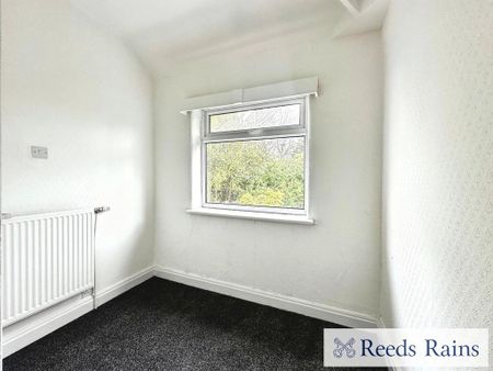 3 bedroom semi-detached house to rent - Photo 4