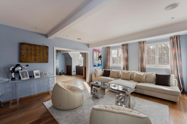 5 bedroom flat to rent - Photo 1