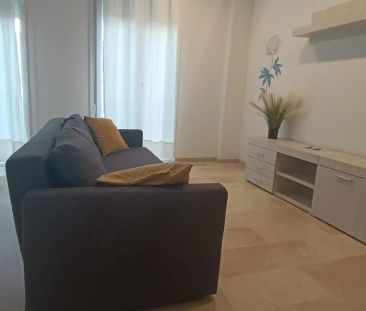 Piso de alquiler en Calle la Merced, La Merced - Photo 3