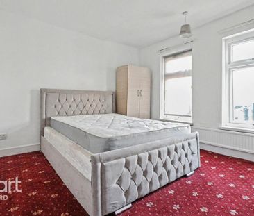 3 bedroom coach house to rent - Photo 3