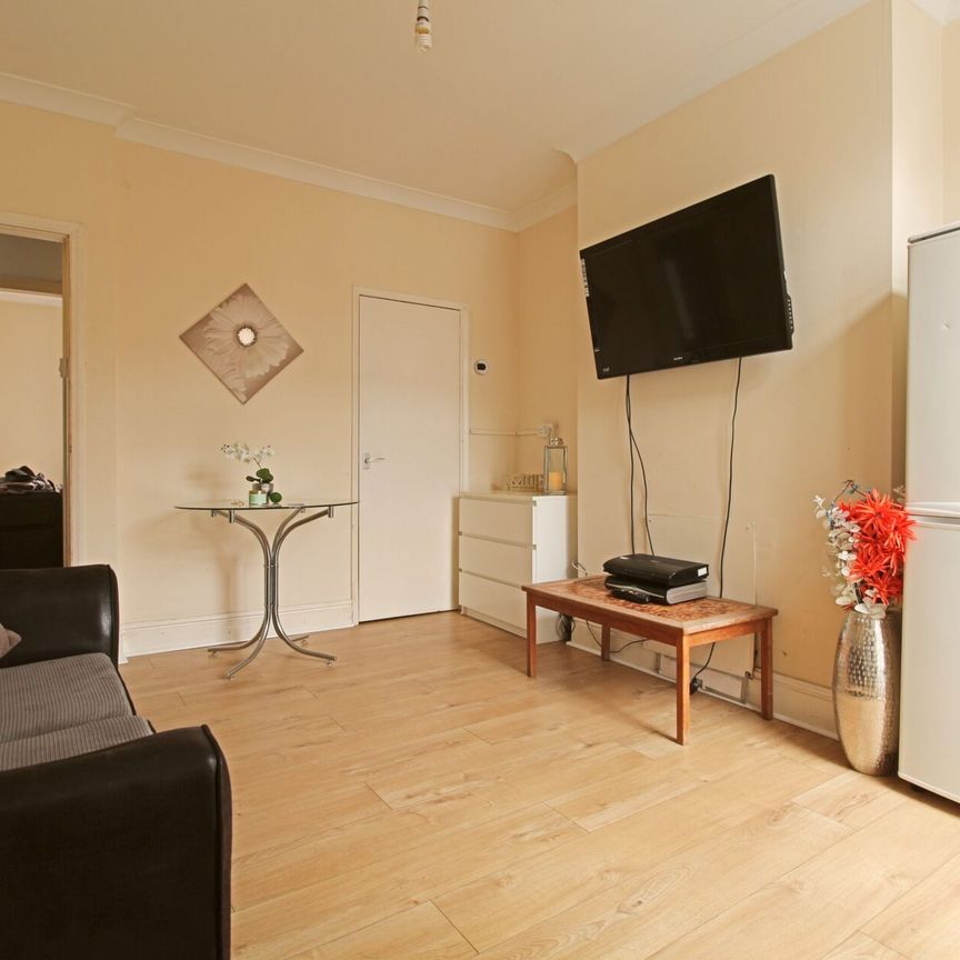 4 Florence Street, Lincoln, Lincolnshire, LN2 5LR - Photo 1